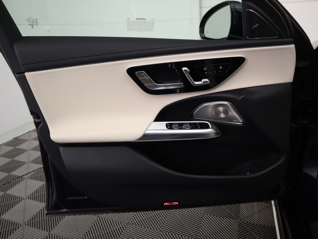 Thumbnail: 2026 Mercedes-Benz E-Class - 25