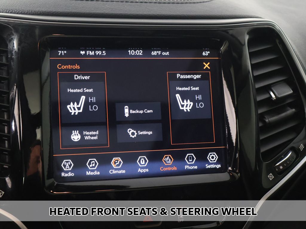 View vehicle photo 7