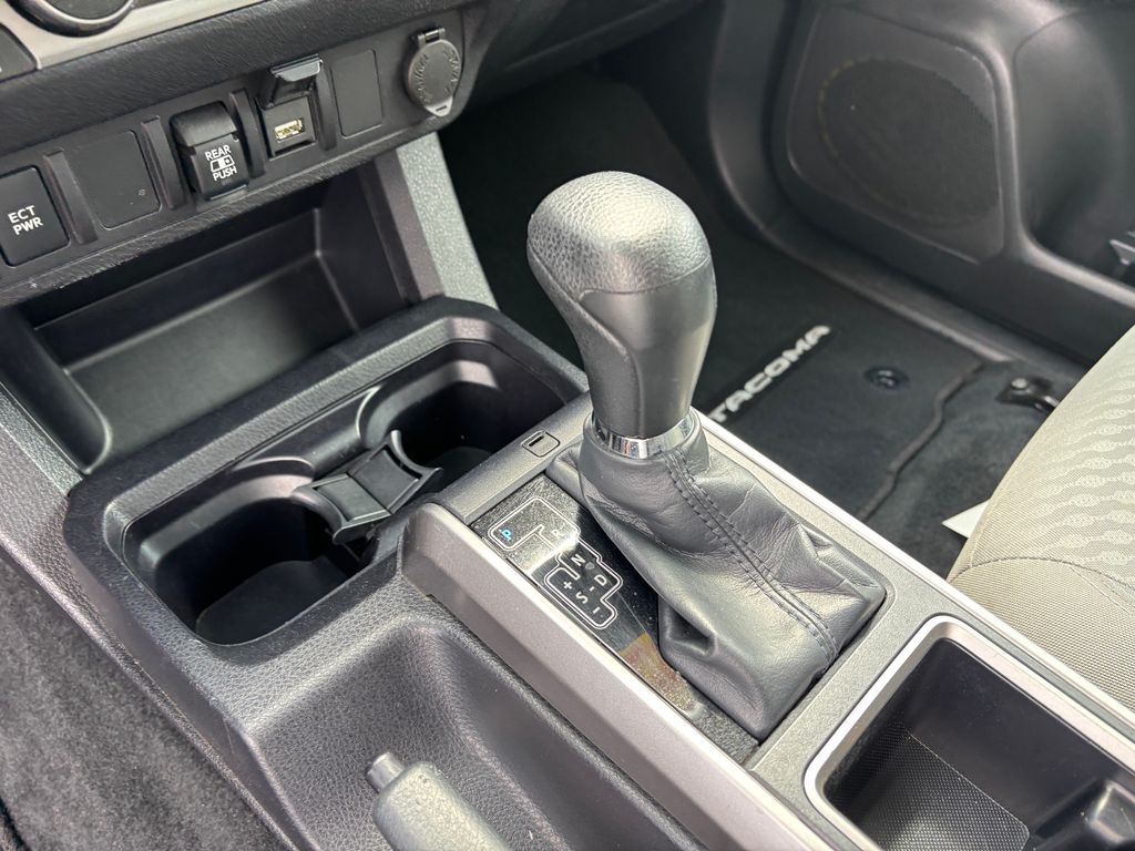 Used Car 2022 Toyota Tacoma  Sr5 For Sale Under $40,000 In Austin, Texas