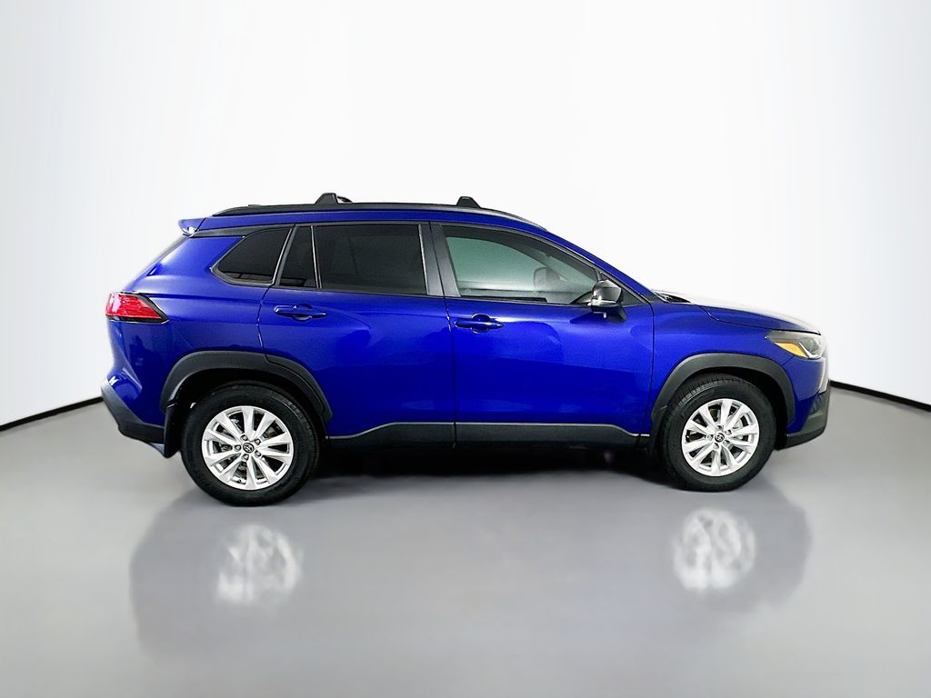 Thumbnail: 2025 Toyota Corolla Cross - 4