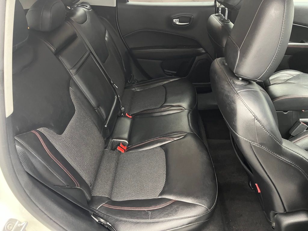 Thumbnail: 2018 Jeep Compass - 25