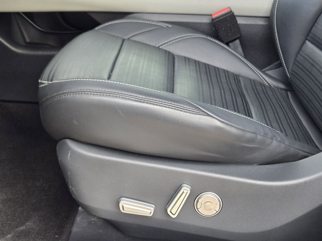 used 2024 Lincoln Nautilus car, priced at $47,494