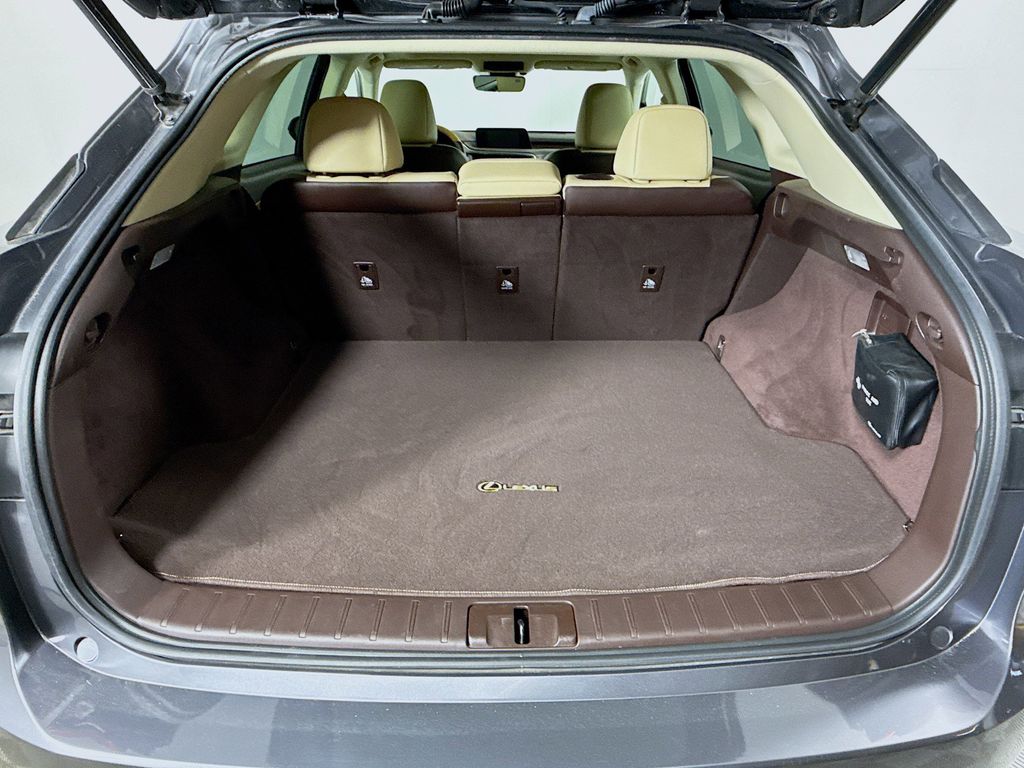 Thumbnail: 2018 Lexus RX - 26