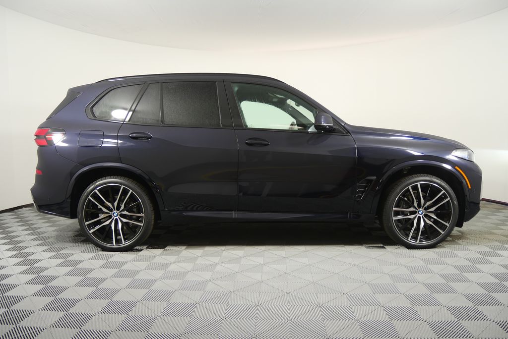 Thumbnail: 2026 BMW X5 - 2