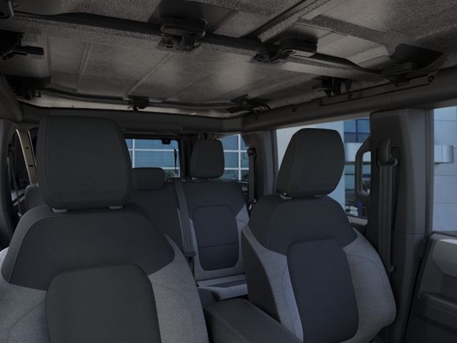 2025 Ford Bronco Base - 11