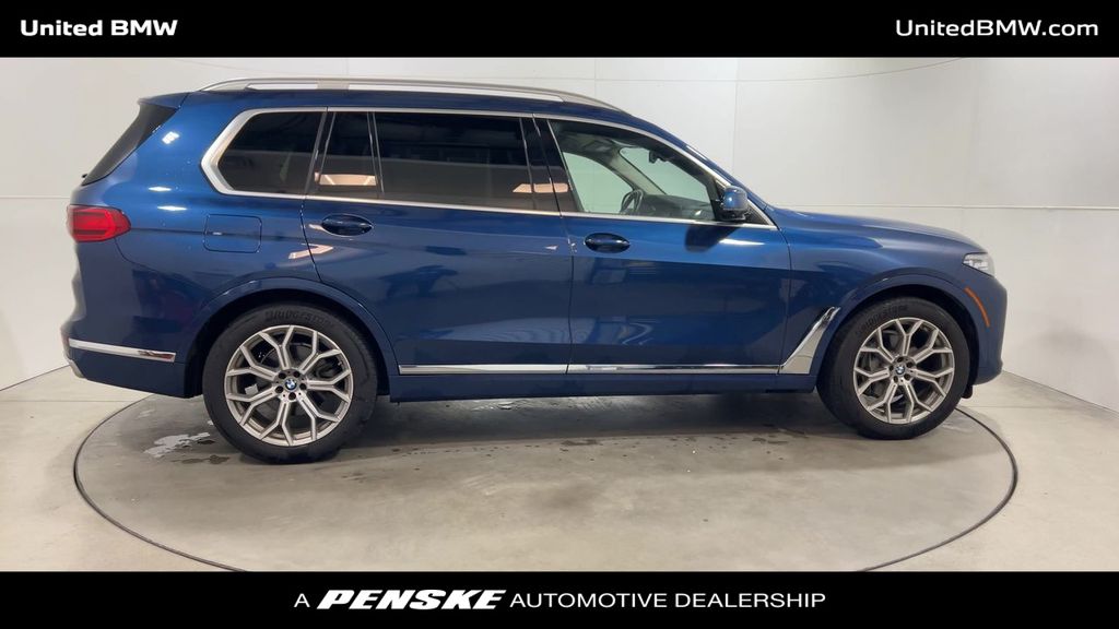 2019 BMW X7 xDrive40i 9