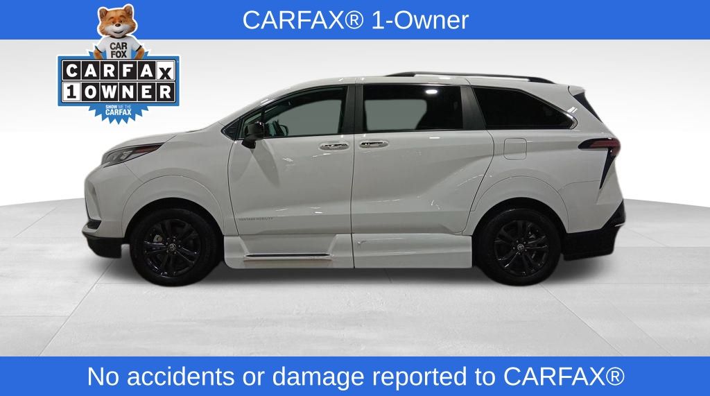 2024 Toyota Sienna XSE