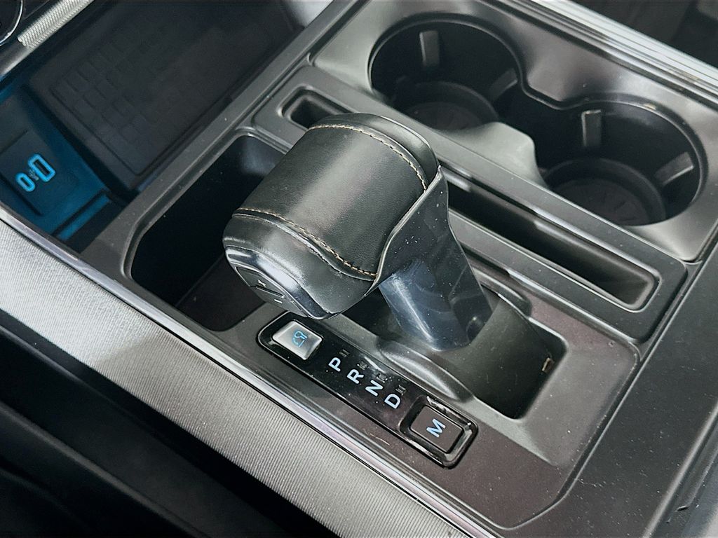 Used 2021 Black Ford Platinum image 16