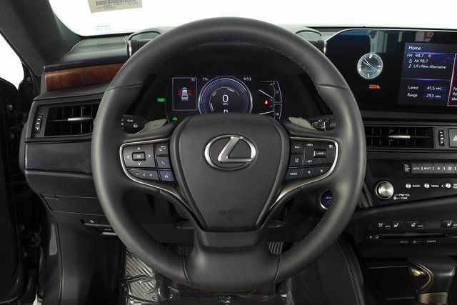 2022 Lexus ES 300h 27