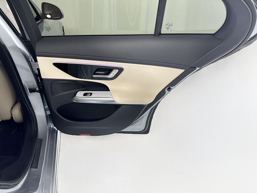 Thumbnail: 2026 Mercedes-Benz E-Class - 27