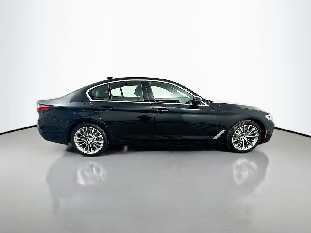 2022 BMW 5 Series 530i 4