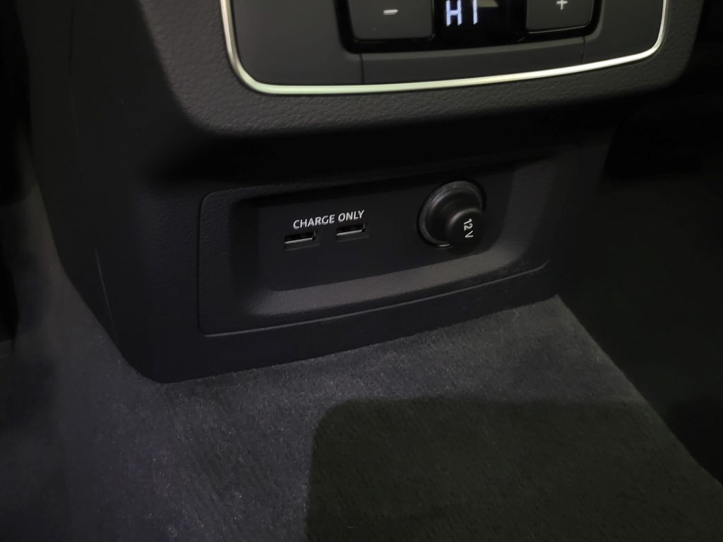 Thumbnail: 2023 Audi Q5 - 22