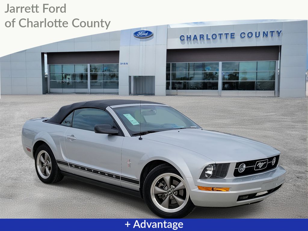 2006 Ford Mustang V6 Convertible RWD