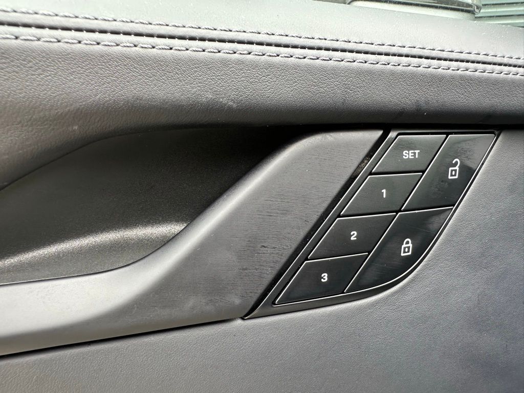 Thumbnail: 2024 Porsche 911 - 16