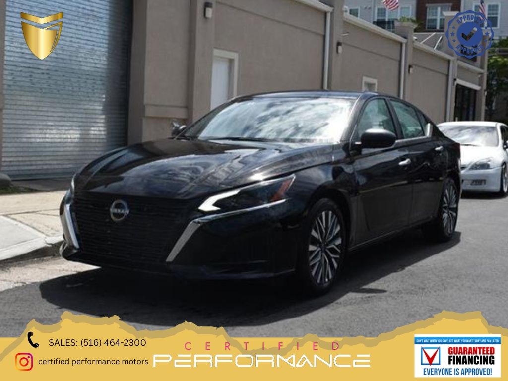Super Black Clearcoat 2025 Nissan Altima Sedan Front-Wheel Drive Continuously Variable Transmission