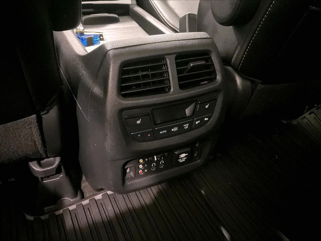 2016 Honda Pilot — photo 29