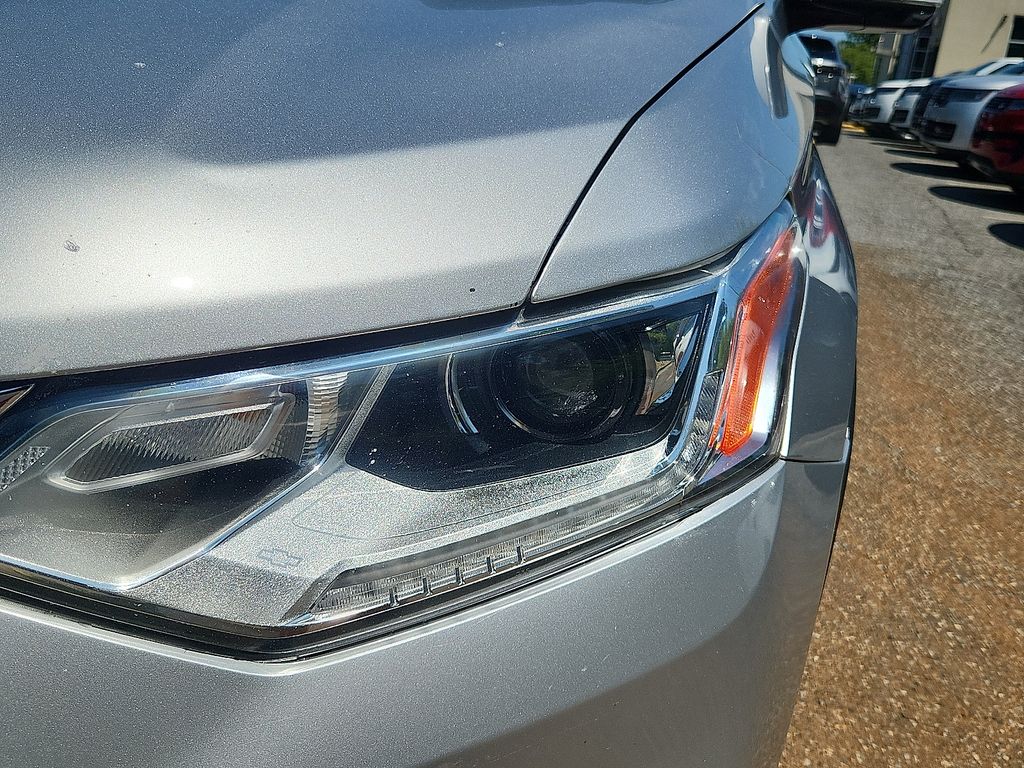 Thumbnail: 2019 Chevrolet Traverse - 9