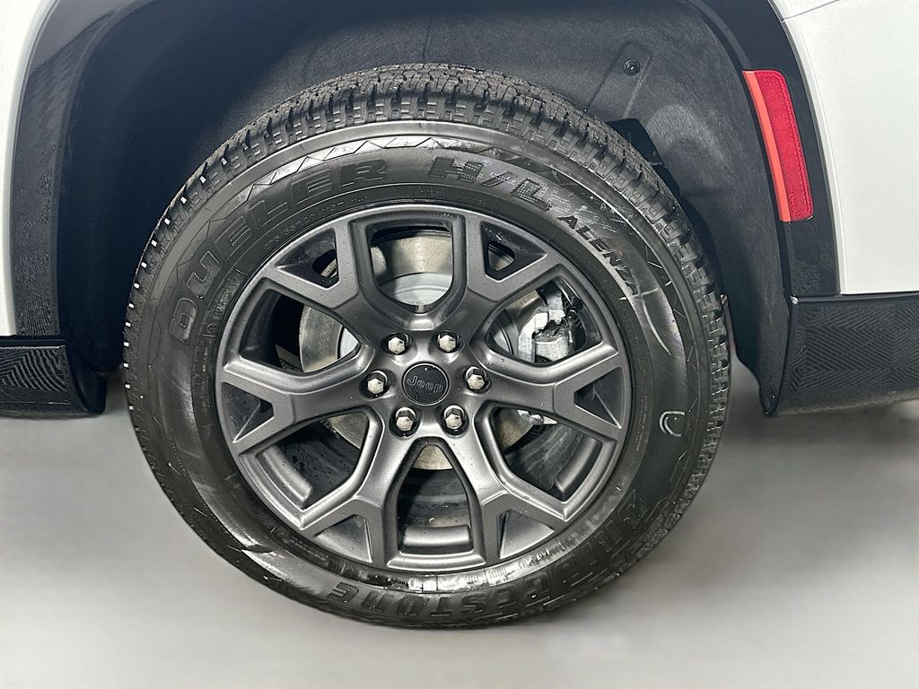 New 2026 Silver Jeep Limited Altitude image 21