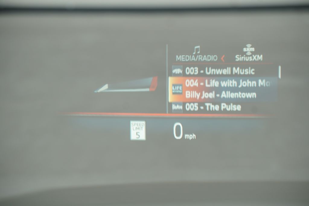 Thumbnail: 2026 BMW 5 Series - 8