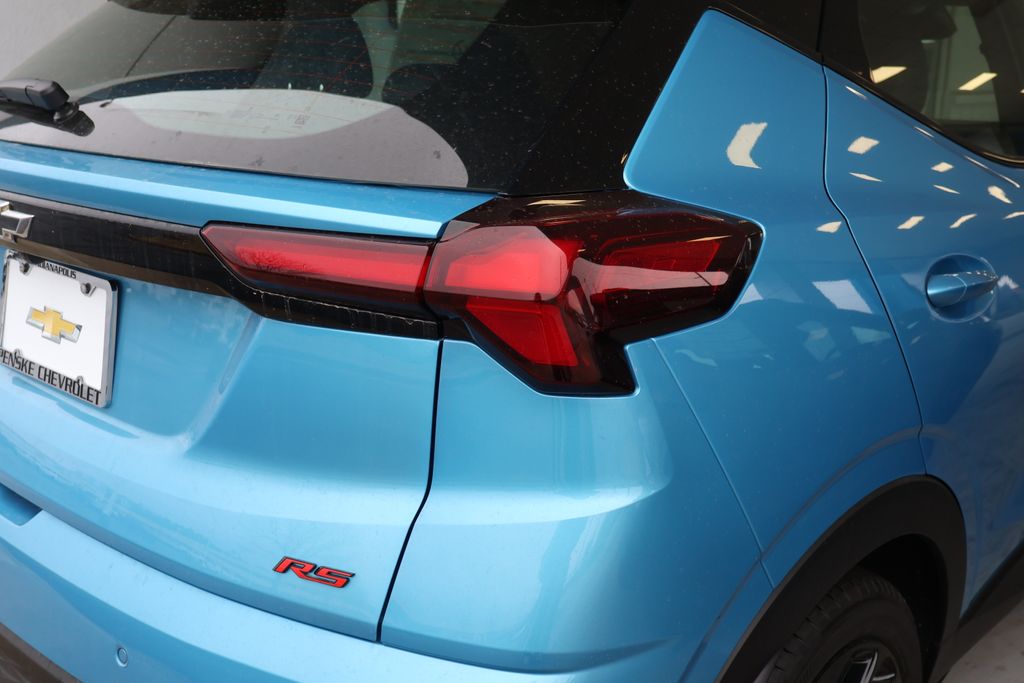 Thumbnail: 2027 Chevrolet Bolt EV - 7