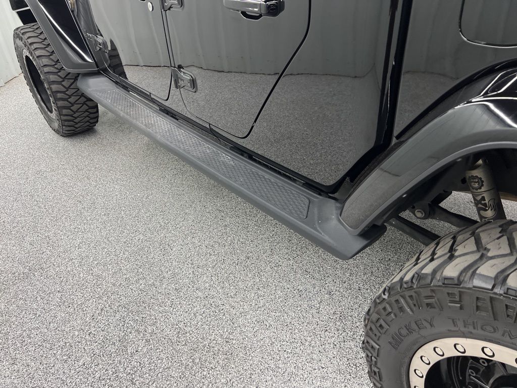 2021 Jeep Gladiator Overland - 8