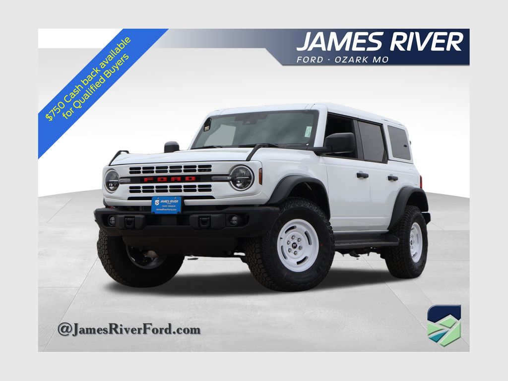 Oxford White 2026 Ford Bronco Heritage Edition 4-Door 4WD SUV / Crossover Four-Wheel Drive Automatic