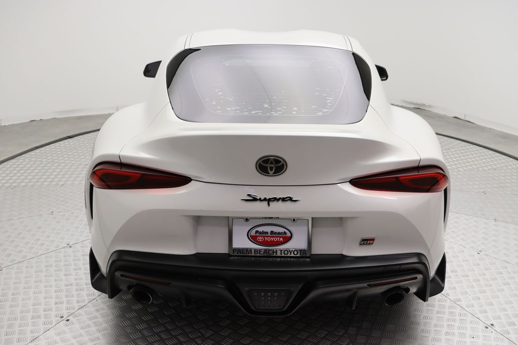 2021 Toyota Supra 2.0 10