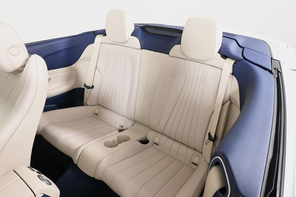 Thumbnail: 2020 Mercedes-Benz E-Class - 4