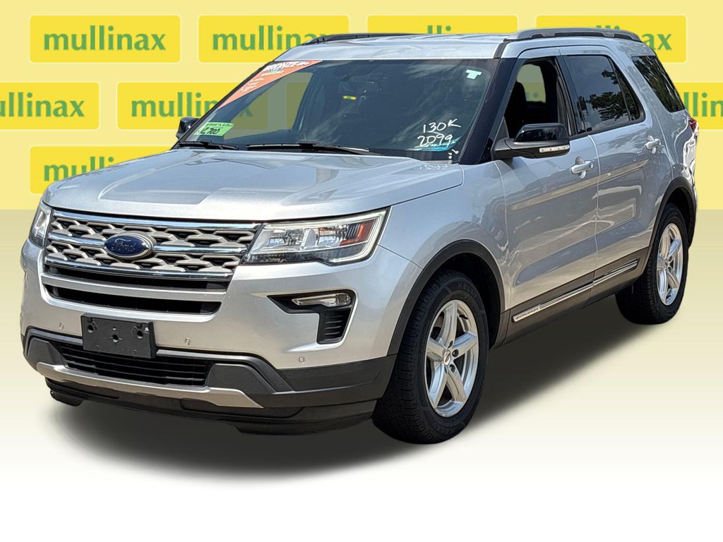 Used 2018 Silver Ford XLT image 13