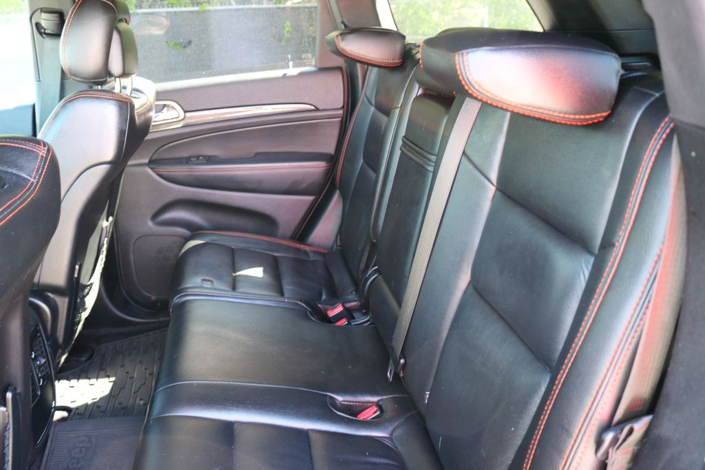 Used Car 2016 Jeep Grand Cherokee  75th Anniversary Edition For Sale Under $12,000 In Austin, Texas