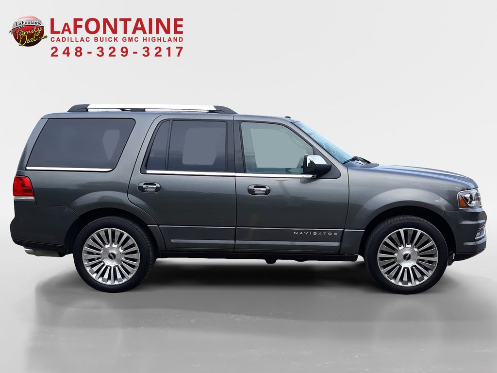 2017 Lincoln Navigator Reserve 8