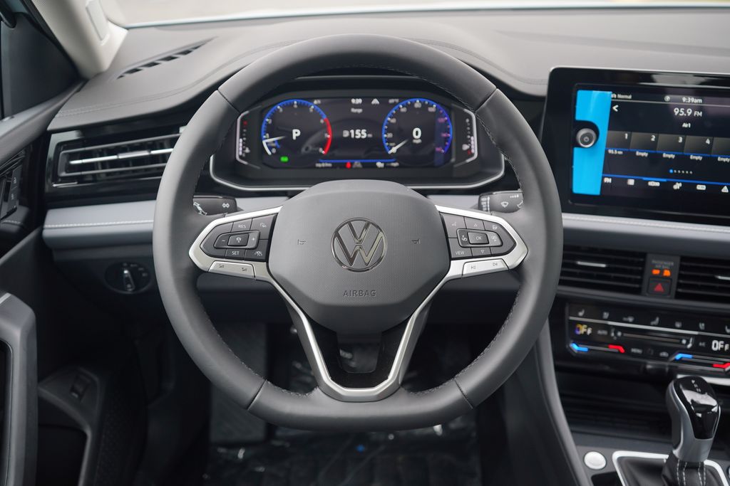 Thumbnail: 2025 Volkswagen Jetta - 9