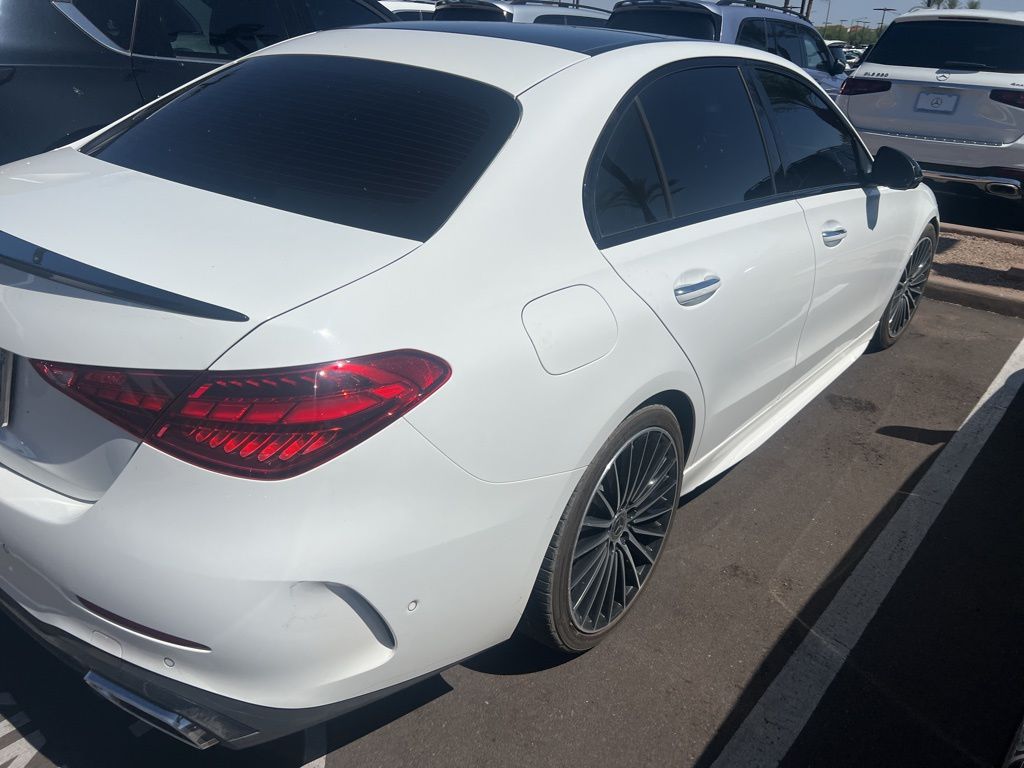 Thumbnail: 2022 Mercedes-Benz C-Class - 4