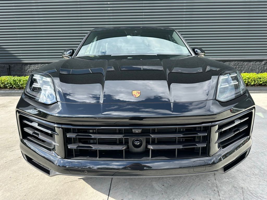 Thumbnail: 2026 Porsche Cayenne - 8