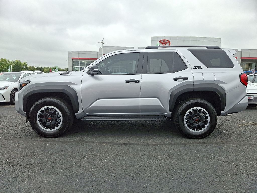 Thumbnail: 2025 Toyota 4Runner - 7