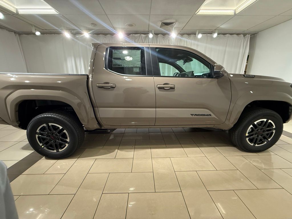 Thumbnail: 2026 Toyota Tacoma - 6