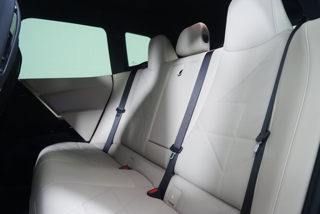 Thumbnail: 2025 BMW iX - 16