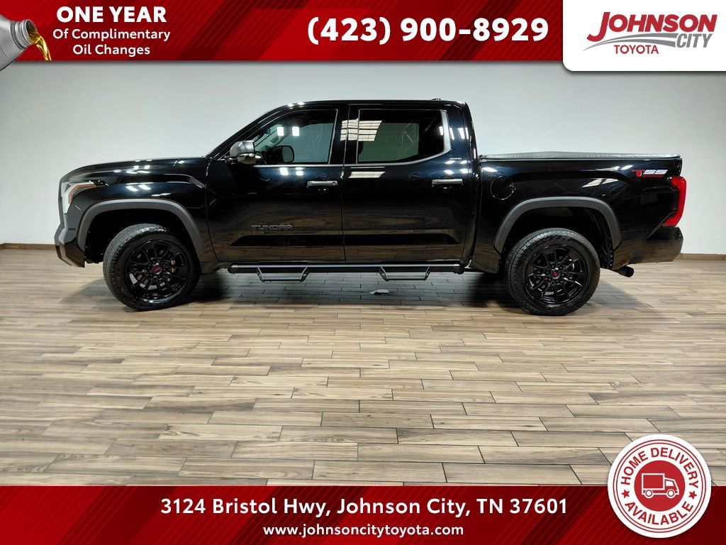 Midnight Black Metallic 2022 Toyota Tundra Pickup Truck Four-Wheel Drive Automatic