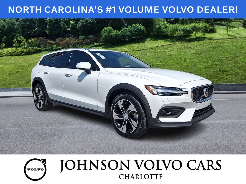 Crystal White Pearl 2026 Volvo V60 Wagon All-Wheel Drive Automatic