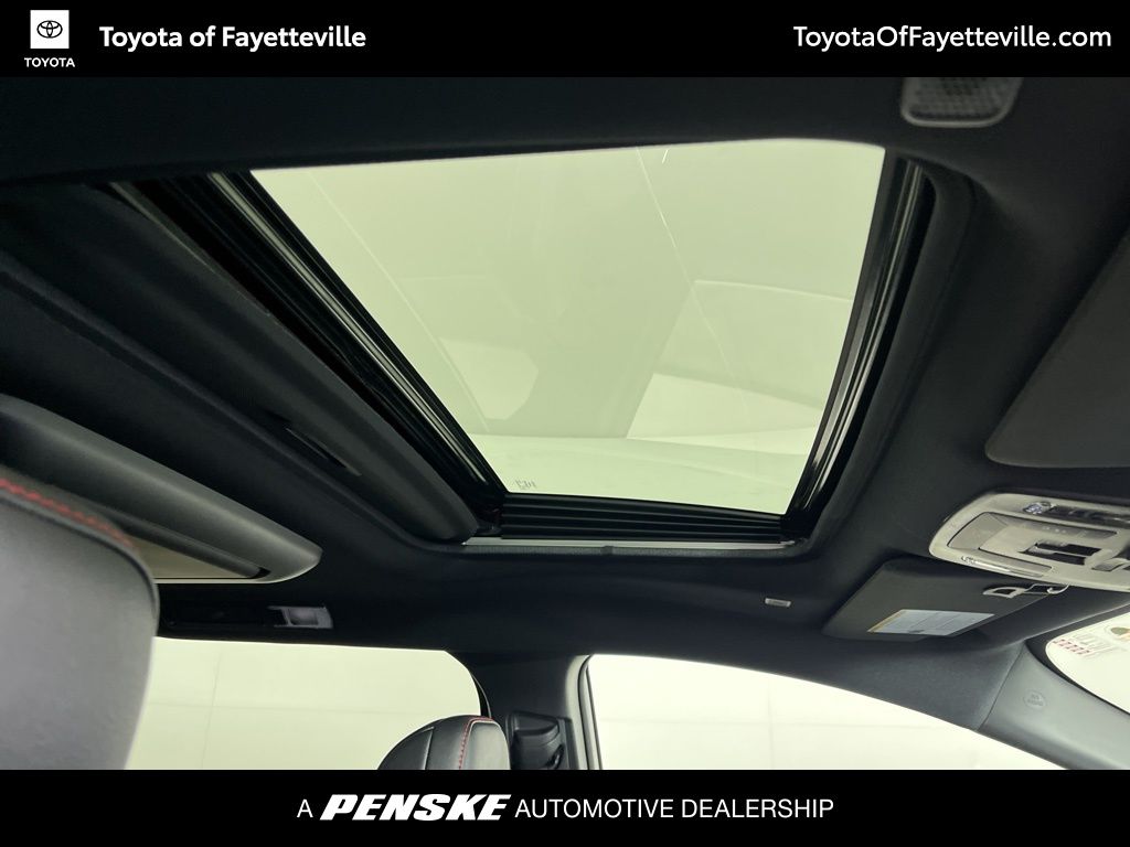 Thumbnail: 2025 Toyota Sienna - 11