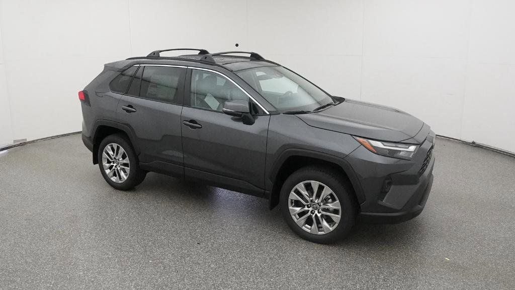 Thumbnail: 2025 Toyota RAV4 - 20