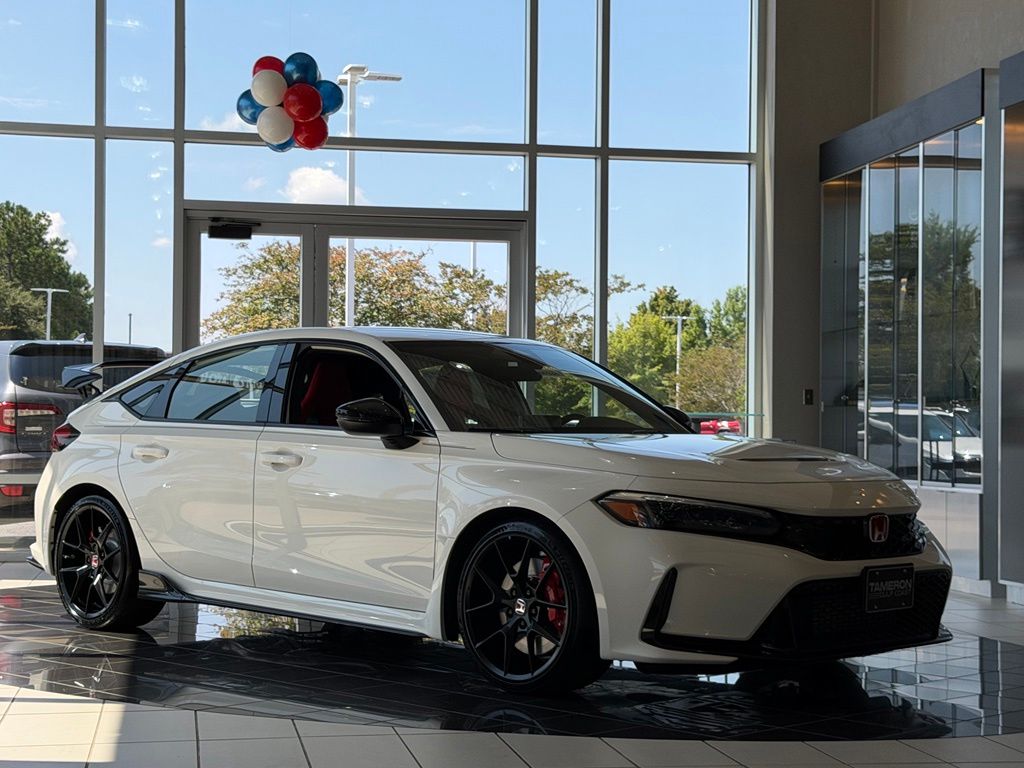 Championship White 2026 Honda Civic Type R Hatchback Front-Wheel Drive 6-Speed Manual