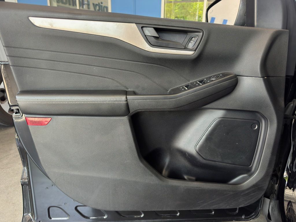 2022 Ford Escape SE Black at Classic Elite Chevrolet Sugar Land