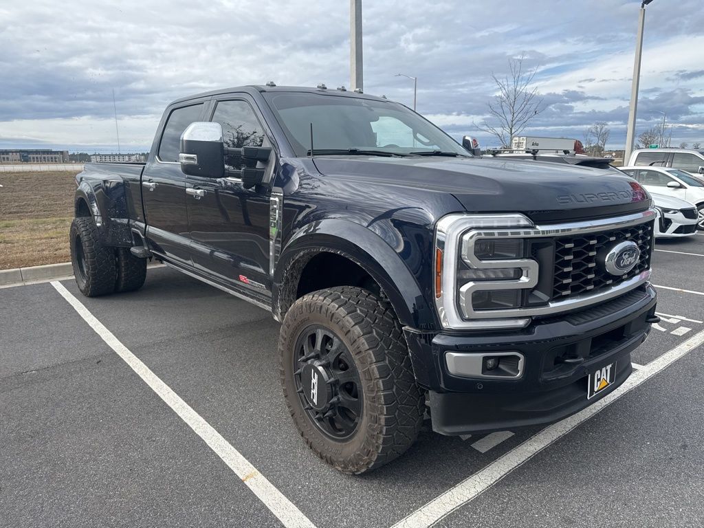 2025 Ford F-450 Platinum