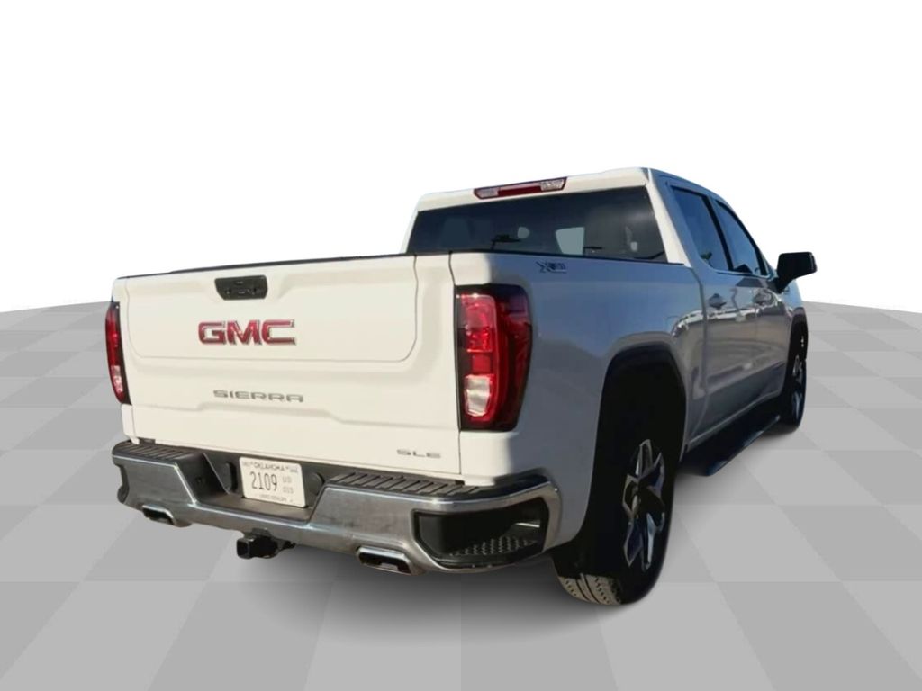 2023 GMC Sierra 1500 SLE 8