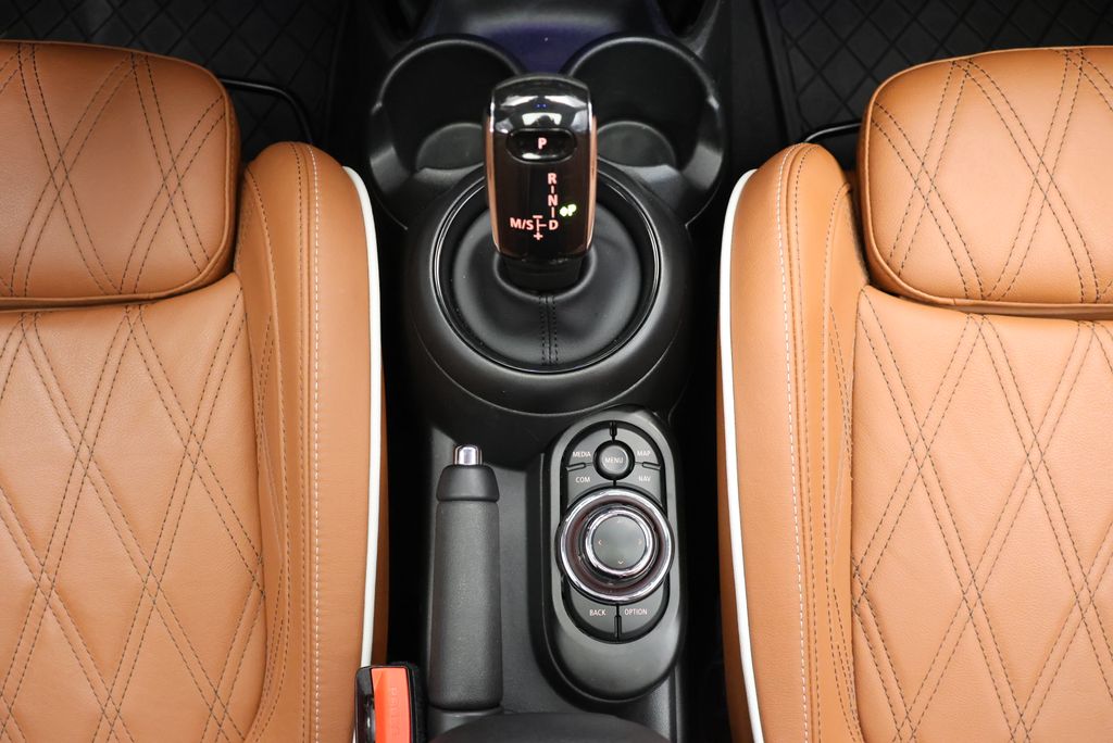 Thumbnail: 2023 MINI Cooper - 24