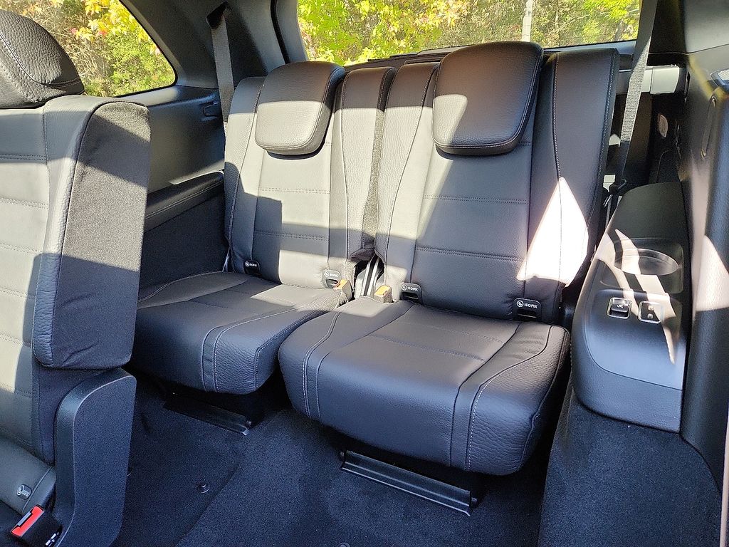 Thumbnail: 2026 Mercedes-Benz GLS - 7