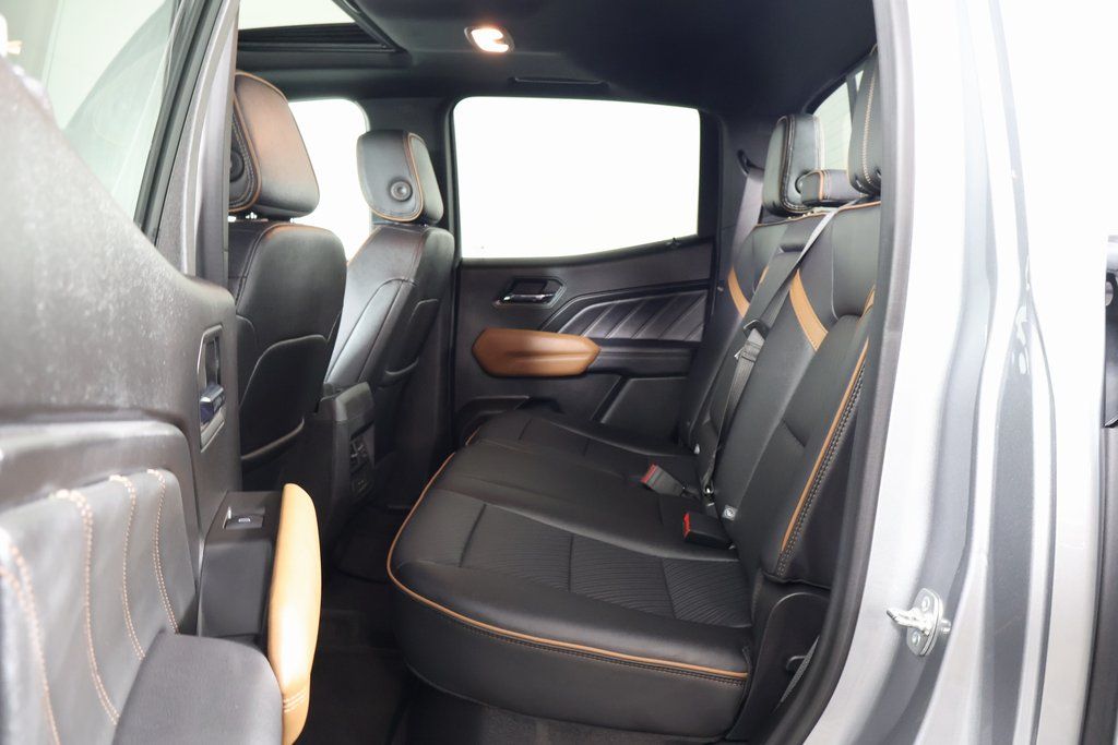 2024 GMC Canyon AT4 11