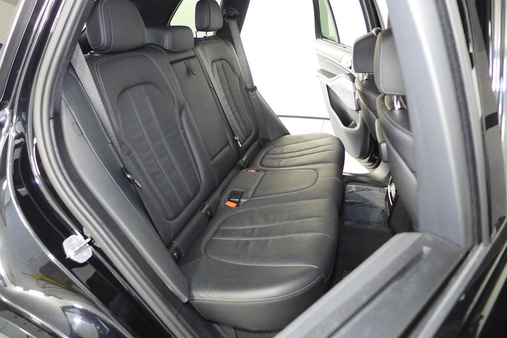 Thumbnail: 2020 BMW X5 - 20