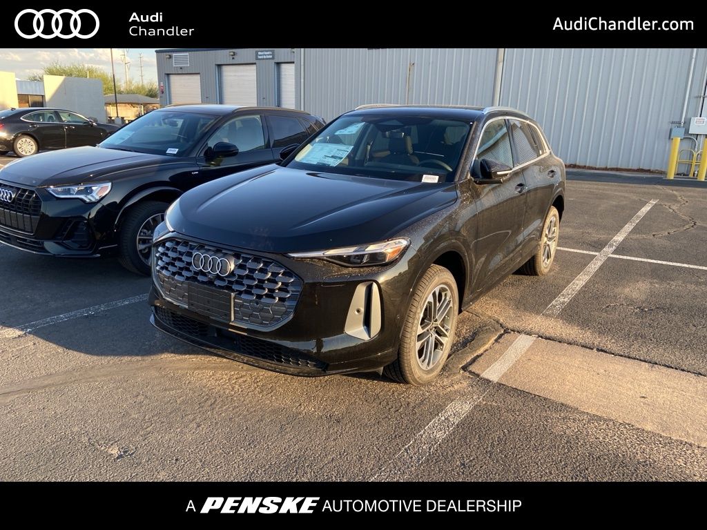 Thumbnail: 2025 Audi Q5 - 1